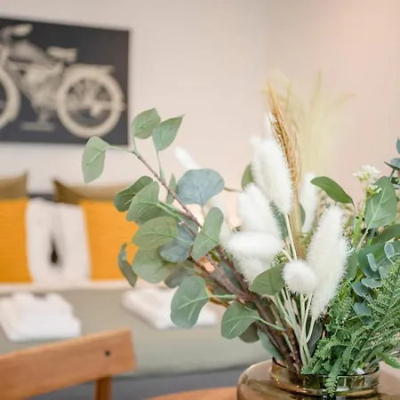 Apartment Liiiving In - Downtown Essence *